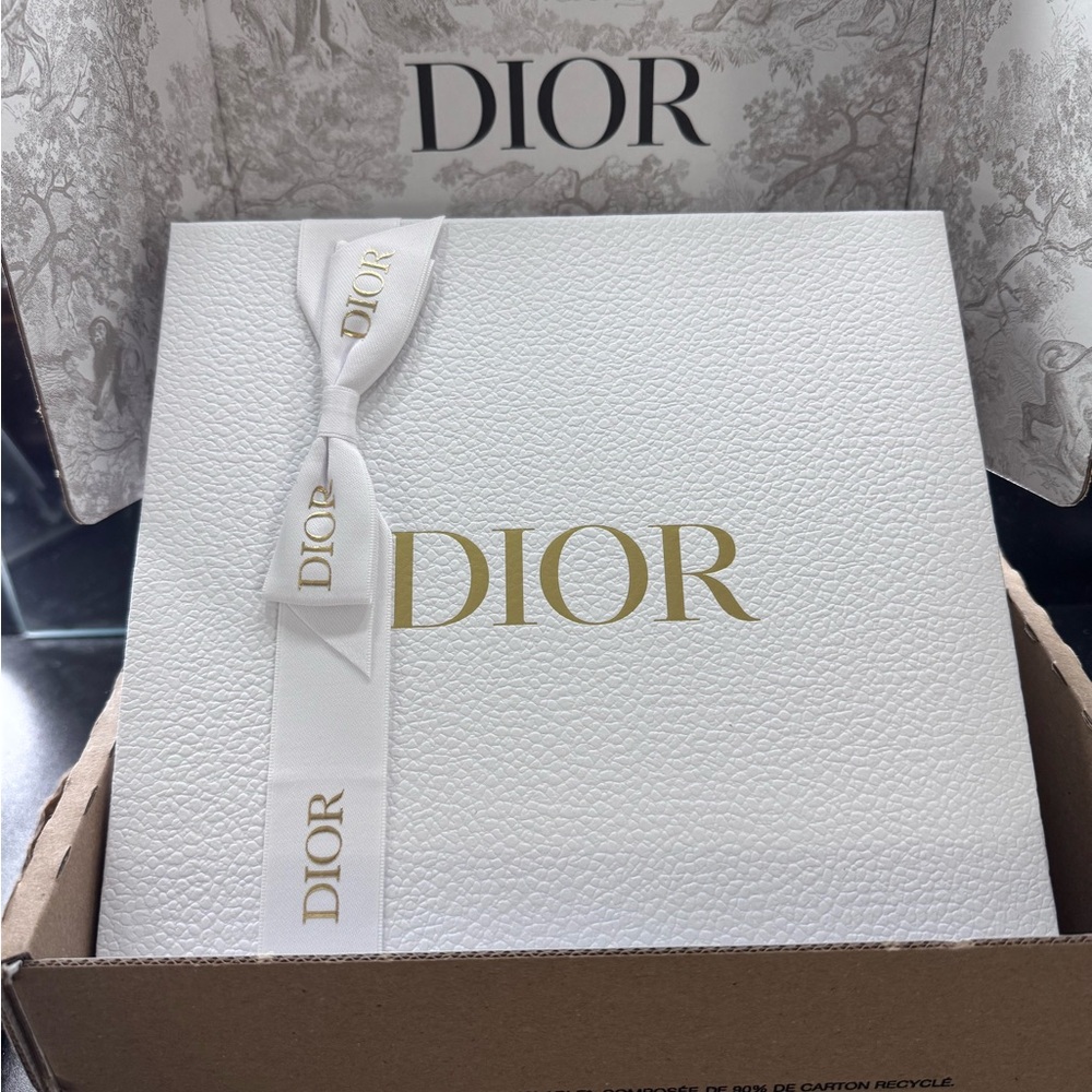 Dior White and Gold Gift Box (EMPTY)